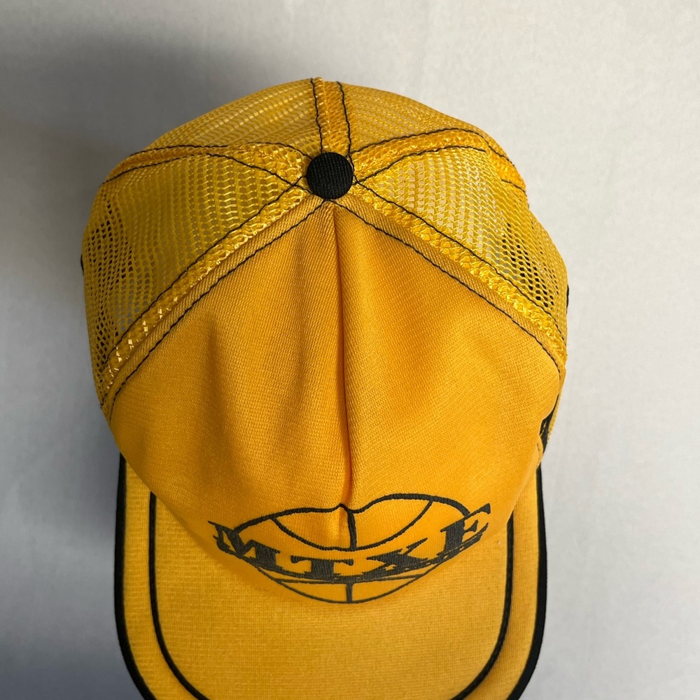 Vintage MTXE Wichita State Shockers Snapback Hat - Picture 5 of 8